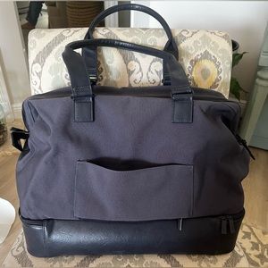 Navy Blue Beis Weekender Bag- Like New
